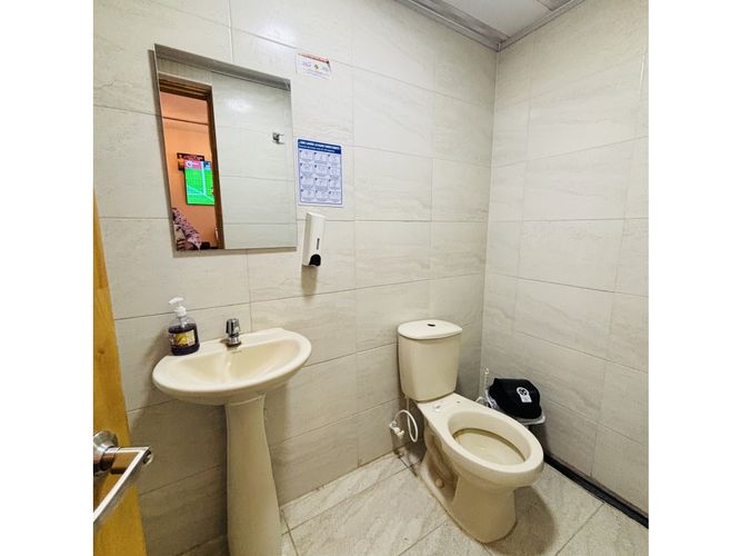 Local en venta en Centro, Armenia, 90 m² · foto 5 de 14