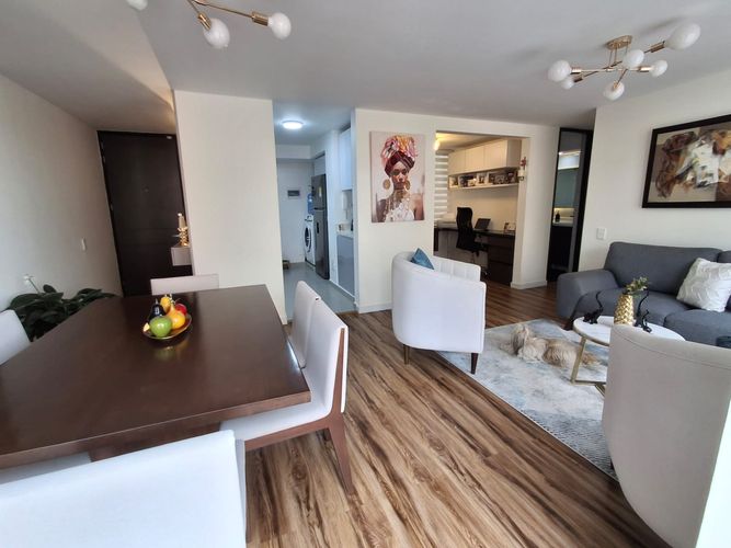 Apartamento de 3 alcobas en venta en Gran Granada, Bogotá, 85 m² · foto 2 de 24