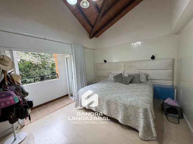 Casa de 4 alcobas en venta en Cañaveral, Floridablanca, 340 m² · foto 3 de 24