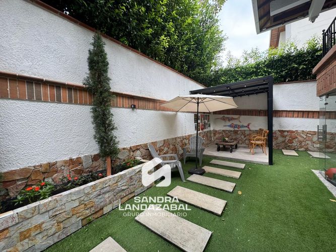Casa de 4 alcobas en venta en Cañaveral, Floridablanca, 340 m² · foto 4 de 24