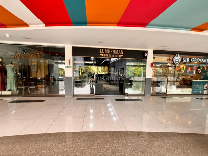 Local en venta en El Tesoro, Medellín, 55 m² · foto 13 de 24