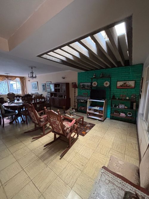Casa de 4 alcobas en venta en Tequendama, Cali, 187 m² · foto 2 de 14