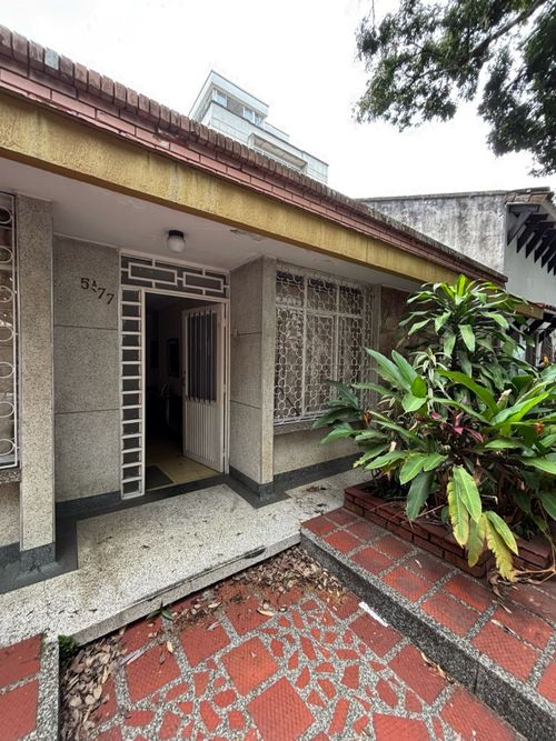 Casa de 4 alcobas en venta en Tequendama, Cali, 187 m² · foto 13 de 14