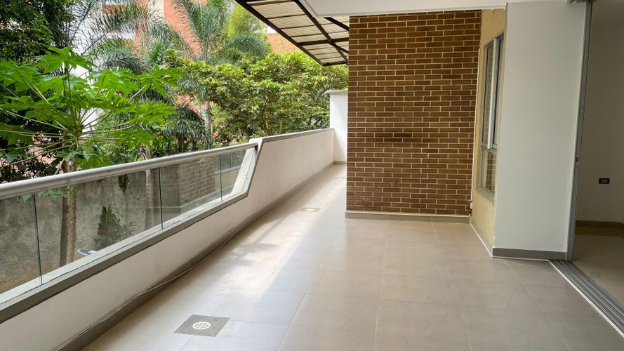 Apartamento de 4 alcobas en venta en Pance, Cali, 180 m² · foto 3 de 19