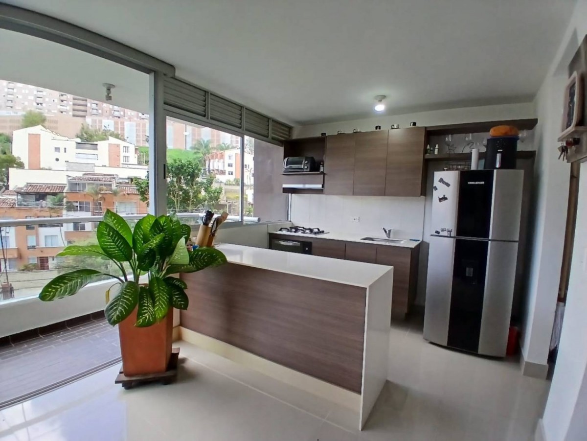 Apartamento en venta en Loma del Indio, Medellín 2