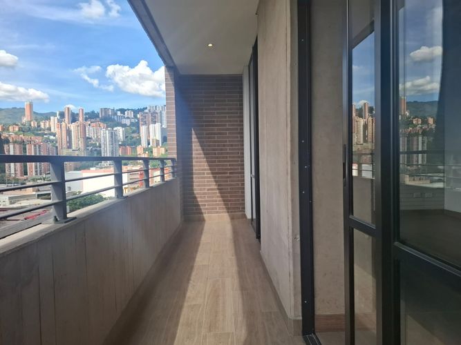Apartamento de 1 alcoba en arriendo en El Poblado, Medellín, 42 m² · foto 14 de 16