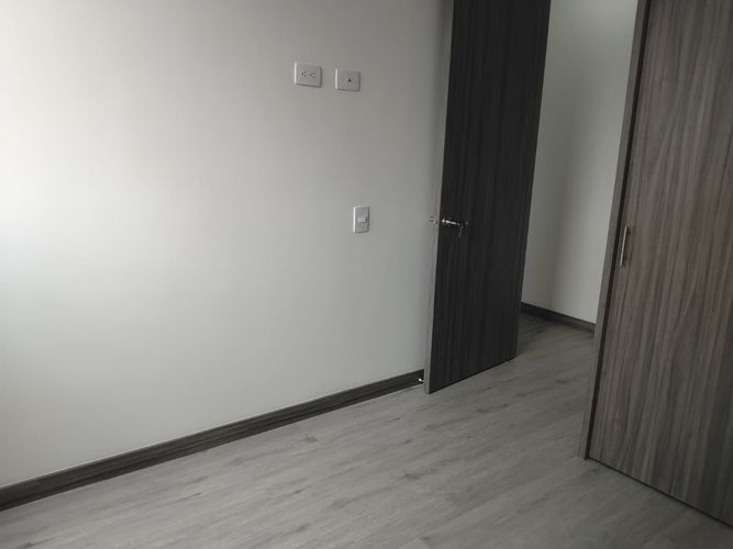 Apartamento de 3 alcobas en venta en El Poblado, Medellín, 76 m² · foto 16 de 20