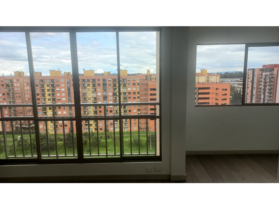 Apartamento en venta en Las Americas, Bogotá · foto 5 de 24