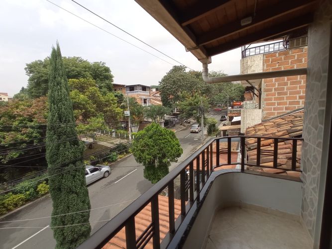 Casa de 5 alcobas en venta en La Florida, Bello, 110 m² · foto 17 de 24