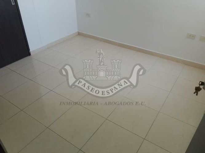 Apartamento de 3 alcobas en venta en Villa Campestre, Girón, 60 m² · foto 7 de 12