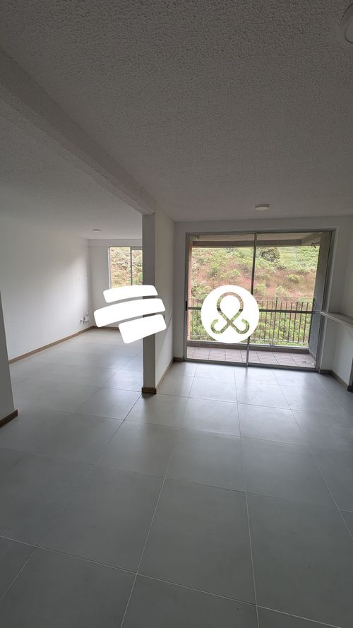 Apartamento de 2 alcobas en venta en Fontibon, Rionegro, 65 m² · foto 3 de 14
