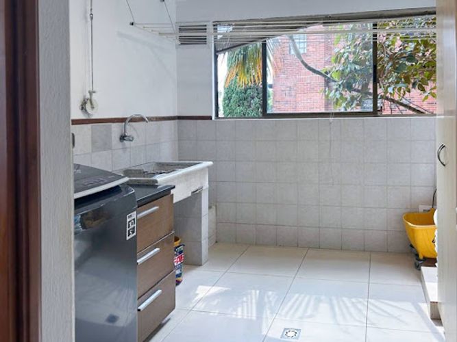 Apartamento de 3 alcobas en venta en Las Lomas No.2, Medellín, 308 m² · foto 21 de 24