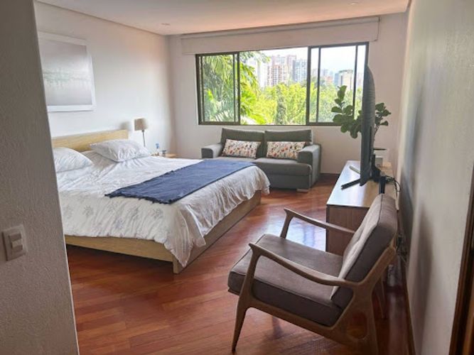 Apartamento de 3 alcobas en venta en Las Lomas No.2, Medellín, 308 m² · foto 23 de 24
