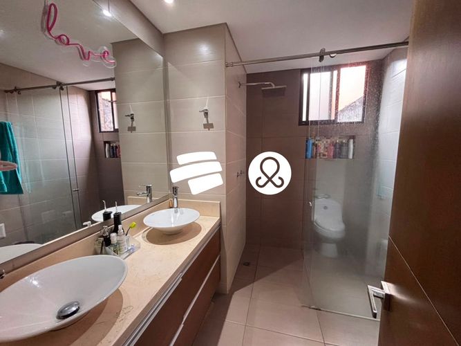 Apartamento de 4 alcobas en venta en Santa Barbara, Bogotá, 115 m² · foto 12 de 24