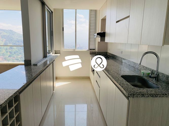 Apartamento en venta en Ditaires, Itagüí · foto 2 de 12