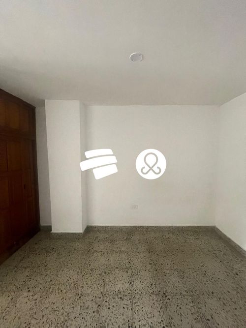 Edificio en venta en Laureles, Medellín, 950 m² · foto 9 de 17