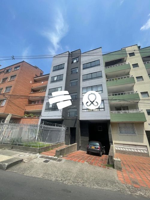 Edificio en venta en Laureles, Medellín, 950 m² · foto 16 de 17