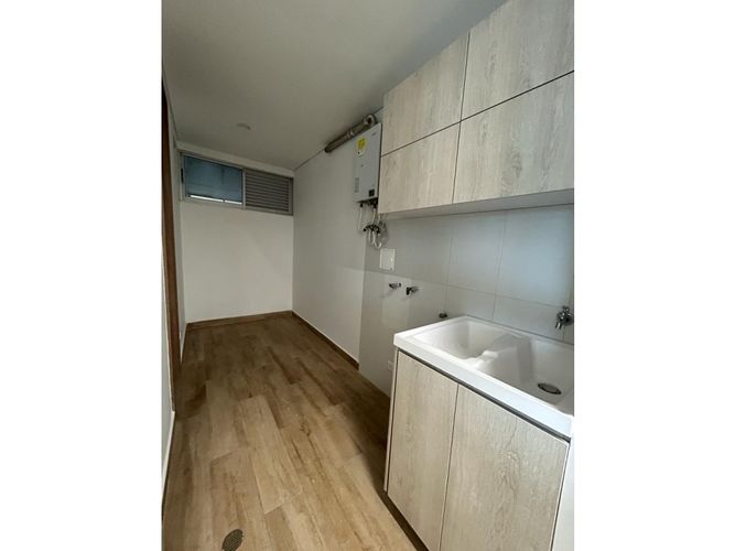 Apartamento de 3 alcobas en venta en Ciudad Jardin, Cali, 150 m² · foto 23 de 24