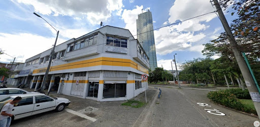 Retail space for rent in El piloto, Cali