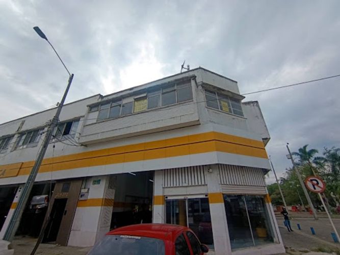 Local en arriendo en El Piloto, Cali, 150 m² · foto 2 de 21