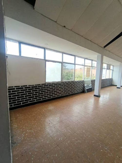 Local en arriendo en El Piloto, Cali, 150 m² · foto 16 de 21