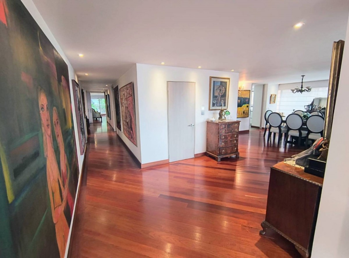 Apartamento en venta en El Refugio, Bogotá · foto 4 de 24