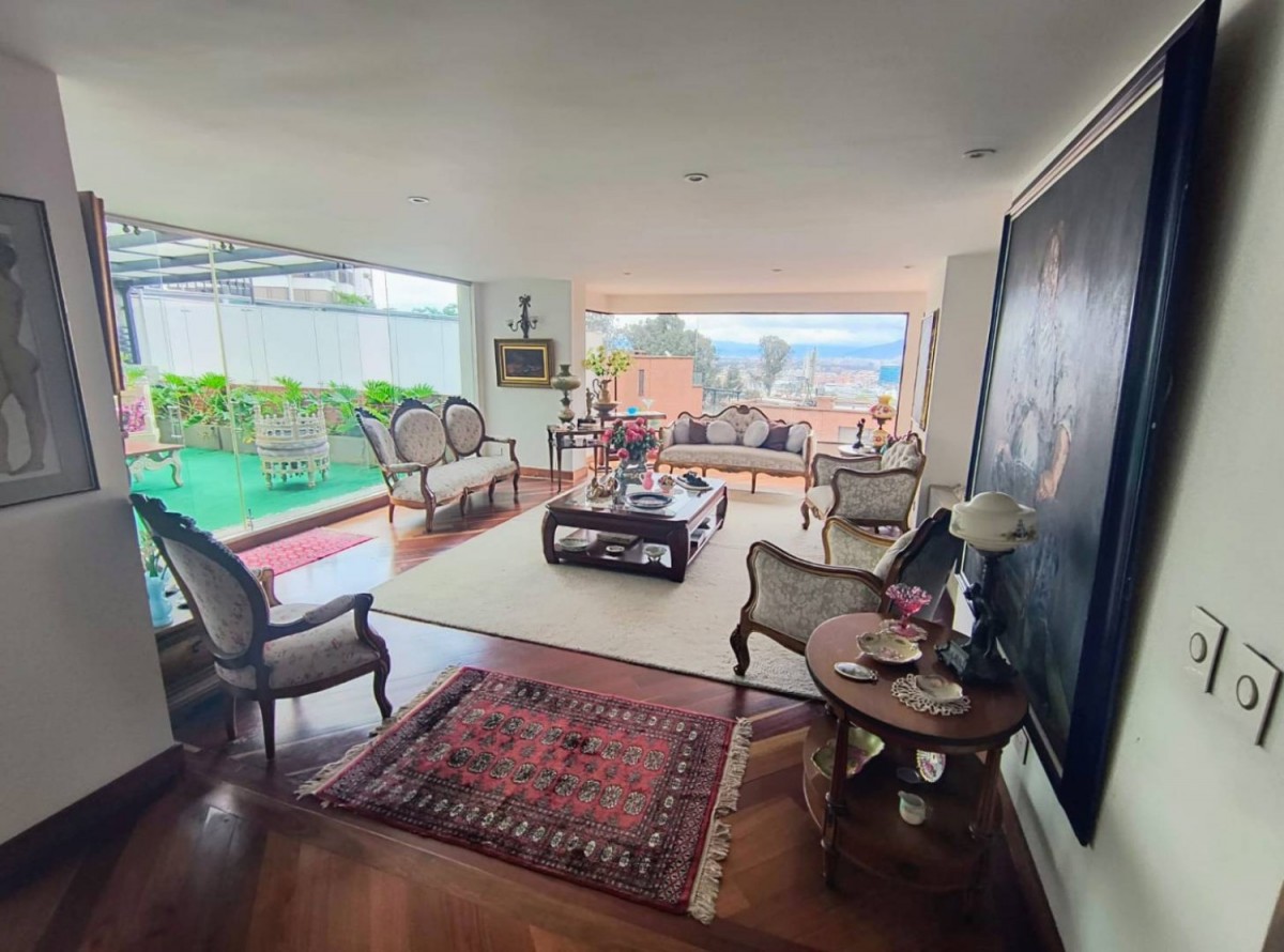 Apartamento en venta en El Refugio, Bogotá · foto 6 de 24