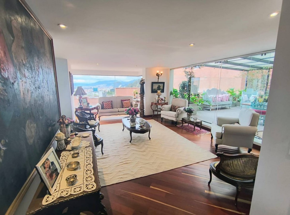 Apartamento en venta en El Refugio, Bogotá · foto 11 de 24