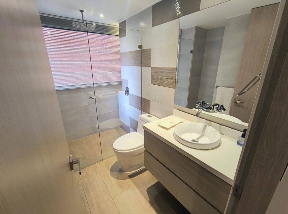 Apartamento en venta en El Refugio, Bogotá · foto 16 de 24