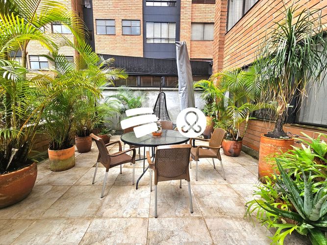 Apartamento de 3 alcobas en venta en Las Lomas, Medellín, 188 m² · foto 18 de 18