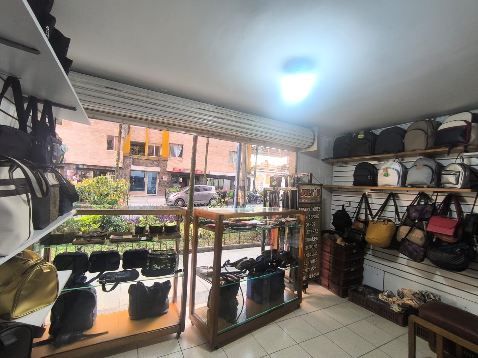 Local comercial en venta en La candelaria, Medellín 4