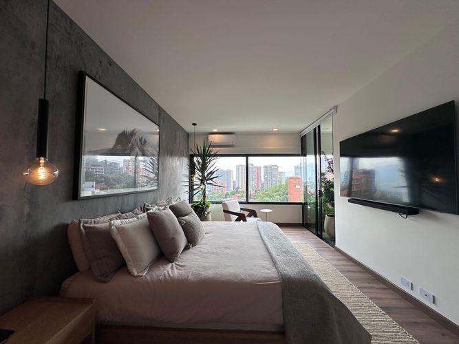 Apartamento de 2 alcobas en arriendo en El Poblado, Medellín, 135 m² · foto 8 de 18