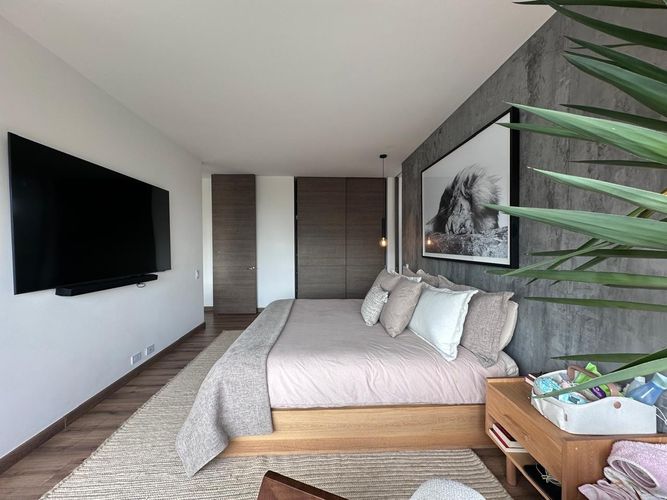 Apartamento de 2 alcobas en arriendo en El Poblado, Medellín, 135 m² · foto 12 de 18