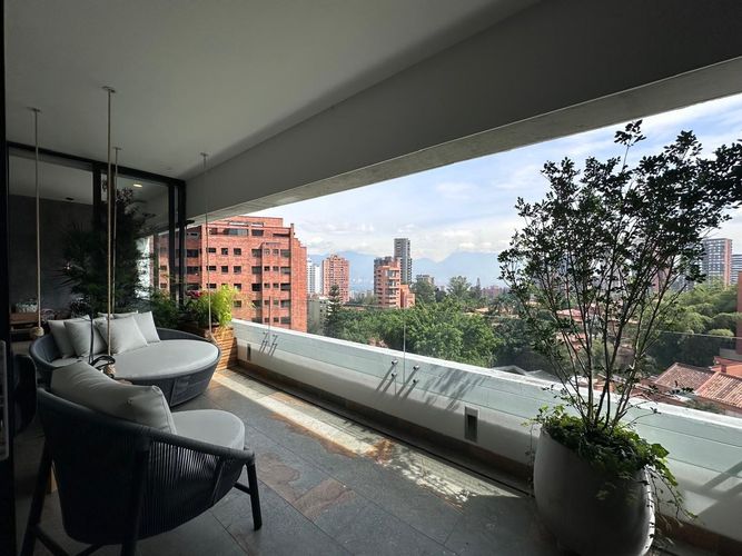 Apartamento de 2 alcobas en arriendo en El Poblado, Medellín, 135 m² · foto 18 de 18
