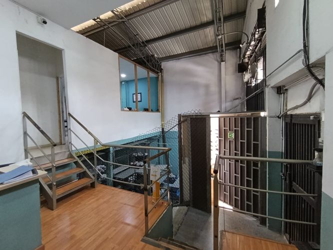 Bodega en arriendo en Bombona No.1, Medellín, 504 m² · foto 16 de 19