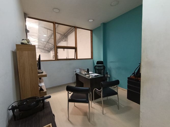 Bodega en arriendo en Bombona No.1, Medellín, 504 m² · foto 17 de 19