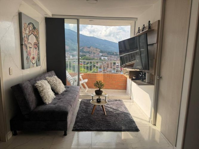 Apartamento de 2 alcobas en venta en La Campiña, Girón, 53 m² · foto 3 de 24