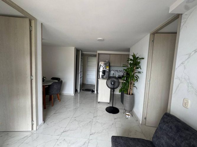 Apartamento de 2 alcobas en venta en La Campiña, Girón, 53 m² · foto 8 de 24