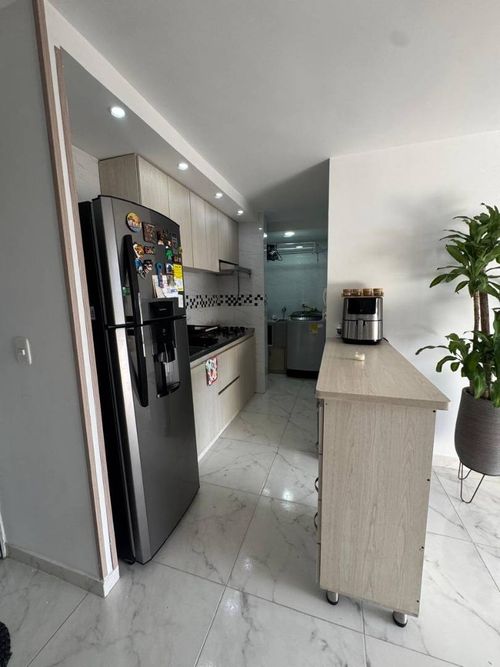 Apartamento de 2 alcobas en venta en La Campiña, Girón, 53 m² · foto 9 de 24