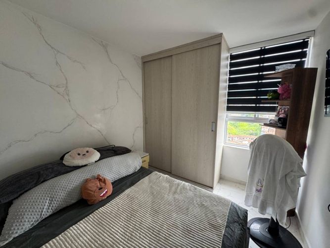 Apartamento de 2 alcobas en venta en La Campiña, Girón, 53 m² · foto 15 de 24