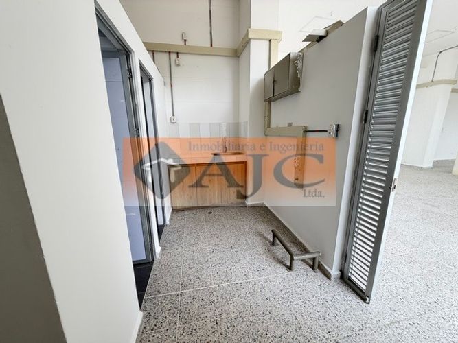 Local en arriendo en Cañaveral, Floridablanca, 240 m² · foto 3 de 10