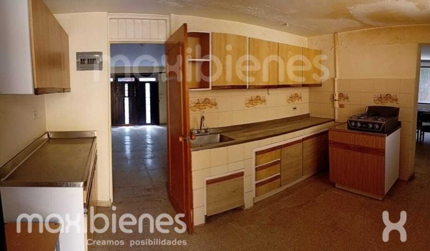 Casa de 6 alcobas en venta en Santa Mónica, Medellín, 136 m² · foto 2 de 15