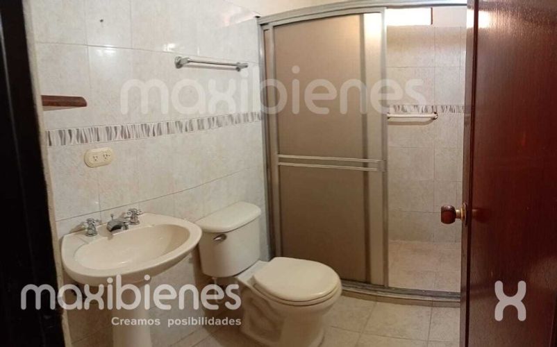 Casa de 6 alcobas en venta en Santa Mónica, Medellín, 136 m² · foto 8 de 15