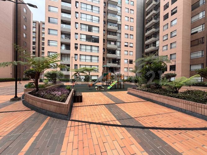 Apartamento de 3 alcobas en venta en Cantagallo, Bogotá, 110 m² · foto 16 de 19