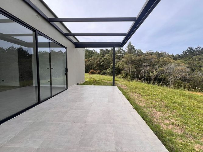 Casa de 3 alcobas en arriendo en Loma Del Chocho, Envigado, 150 m² · foto 17 de 18