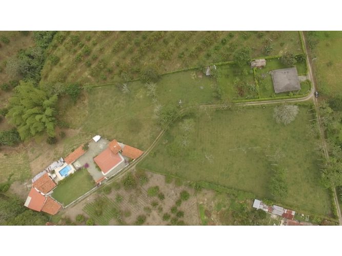 Lote en venta en El Caimo, Armenia, 6400 m² · foto 2 de 19