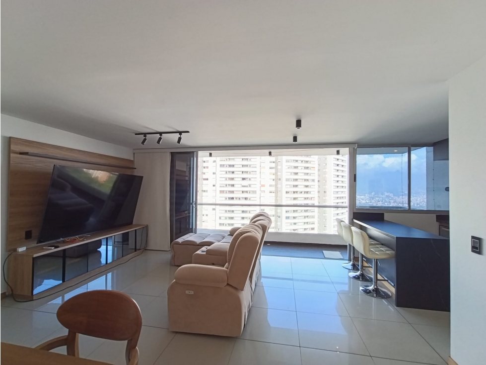 Apartamento en venta en Loma del Indio, Medellín 3