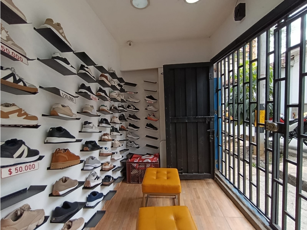 Warehouse for sale in Bombona no.1, Medellín 2