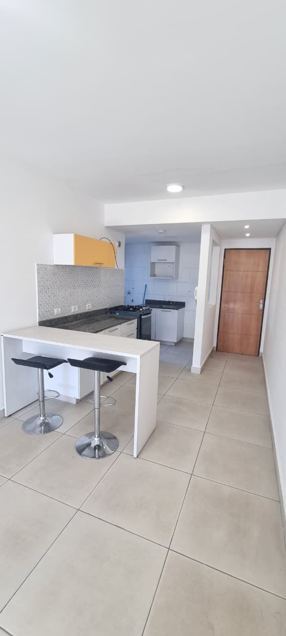 Alquiler de departamento de 2 habitaciones en Fernando de la Mora — foto 2