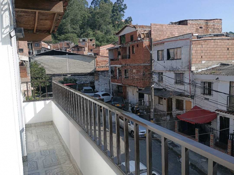 Apartamento en venta en Belén, Medellín · foto 2 de 24